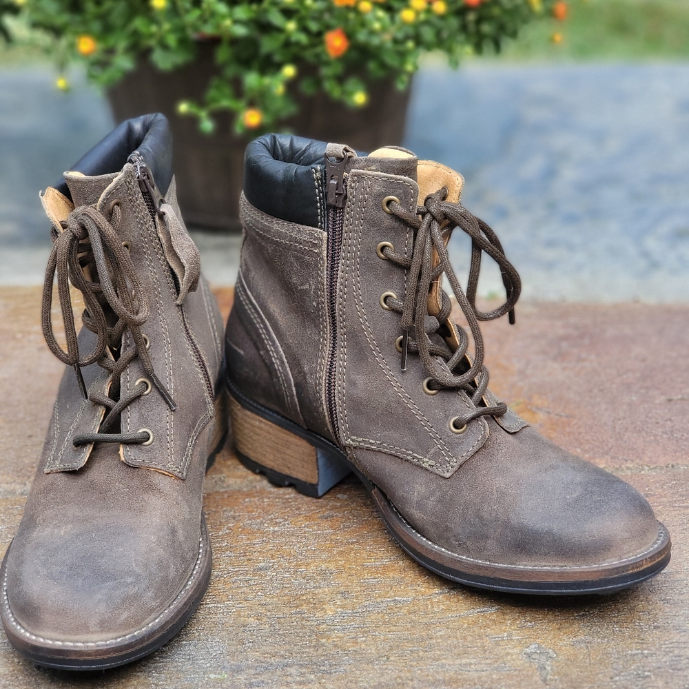 PLDM by Palladium Leather Combat Boots Womens 7.5 EUC
